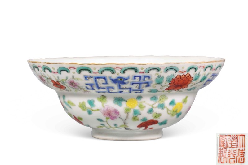 清道光 粉彩折沿碗 - 图1